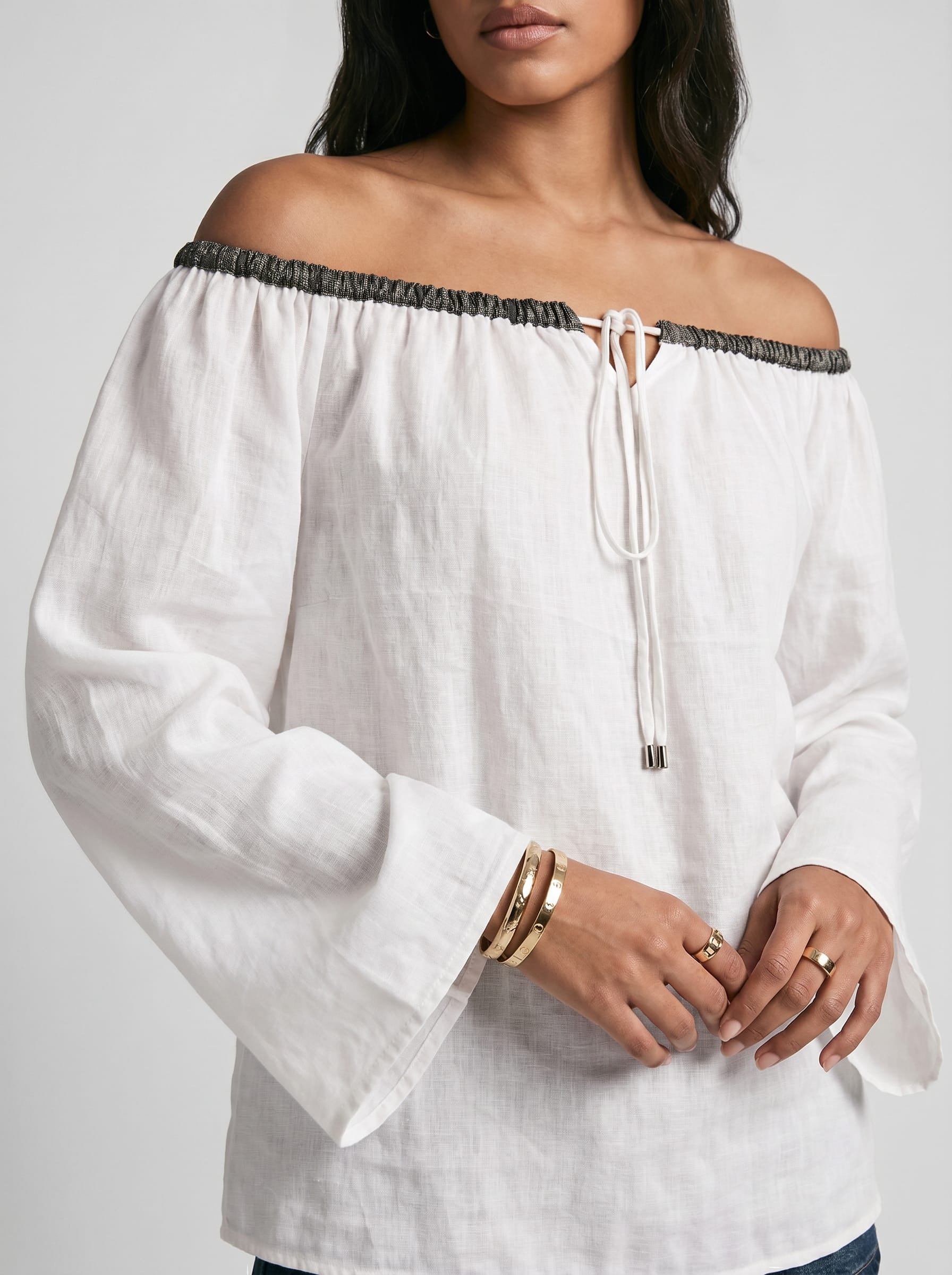 Urvi Off Shoulder Top