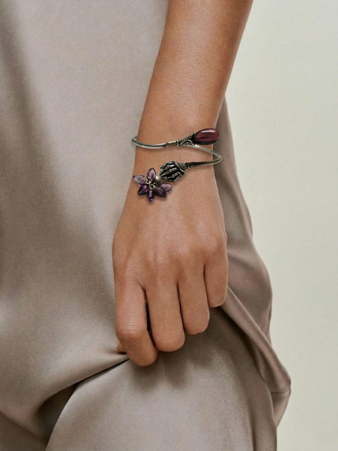 Raag Cuff