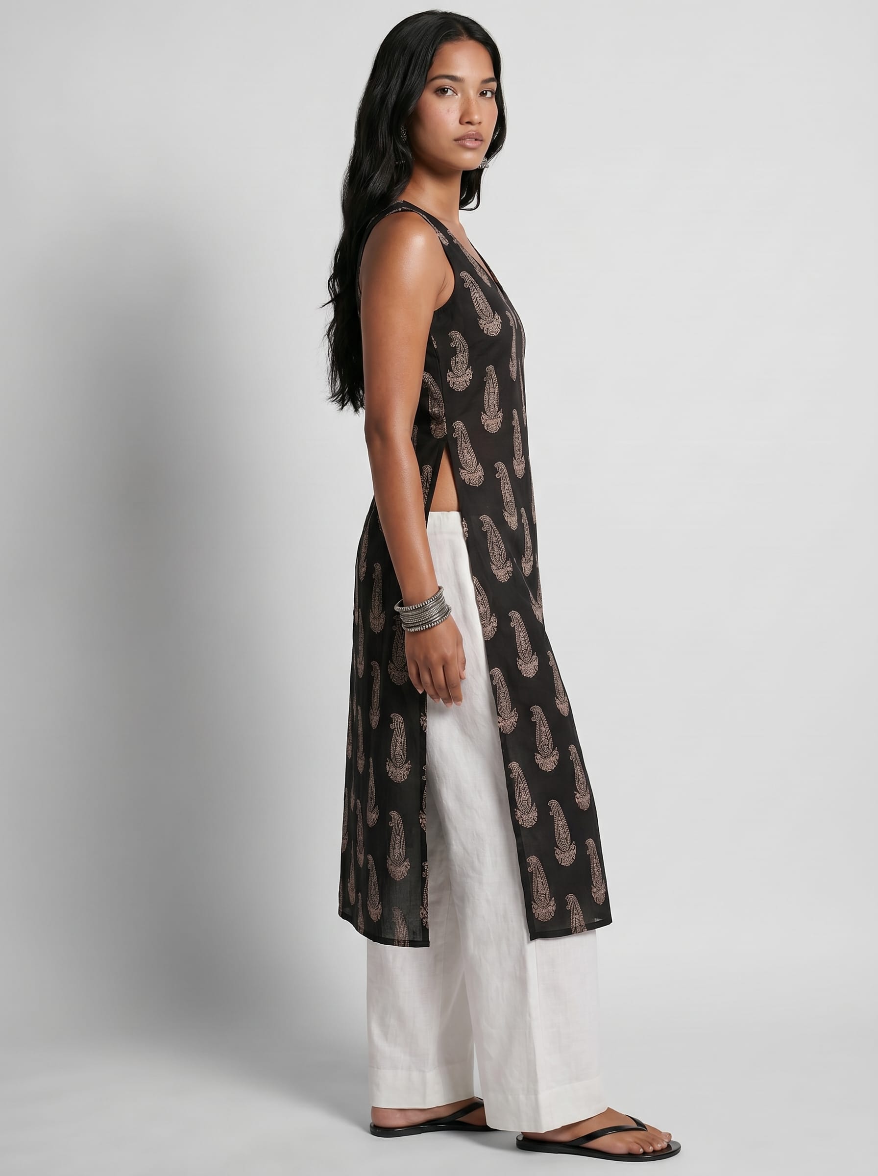 Arzoo V Neck Long Kurti