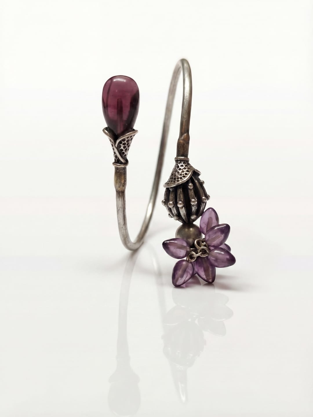 Raag Cuff