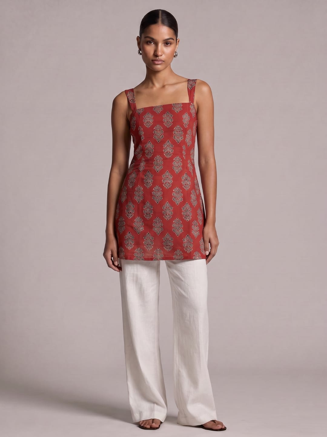 Anshika Wide Shoulder Strap Kurti