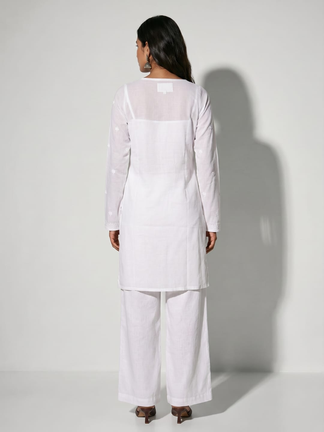 Arka Mul Chikankari Kurti