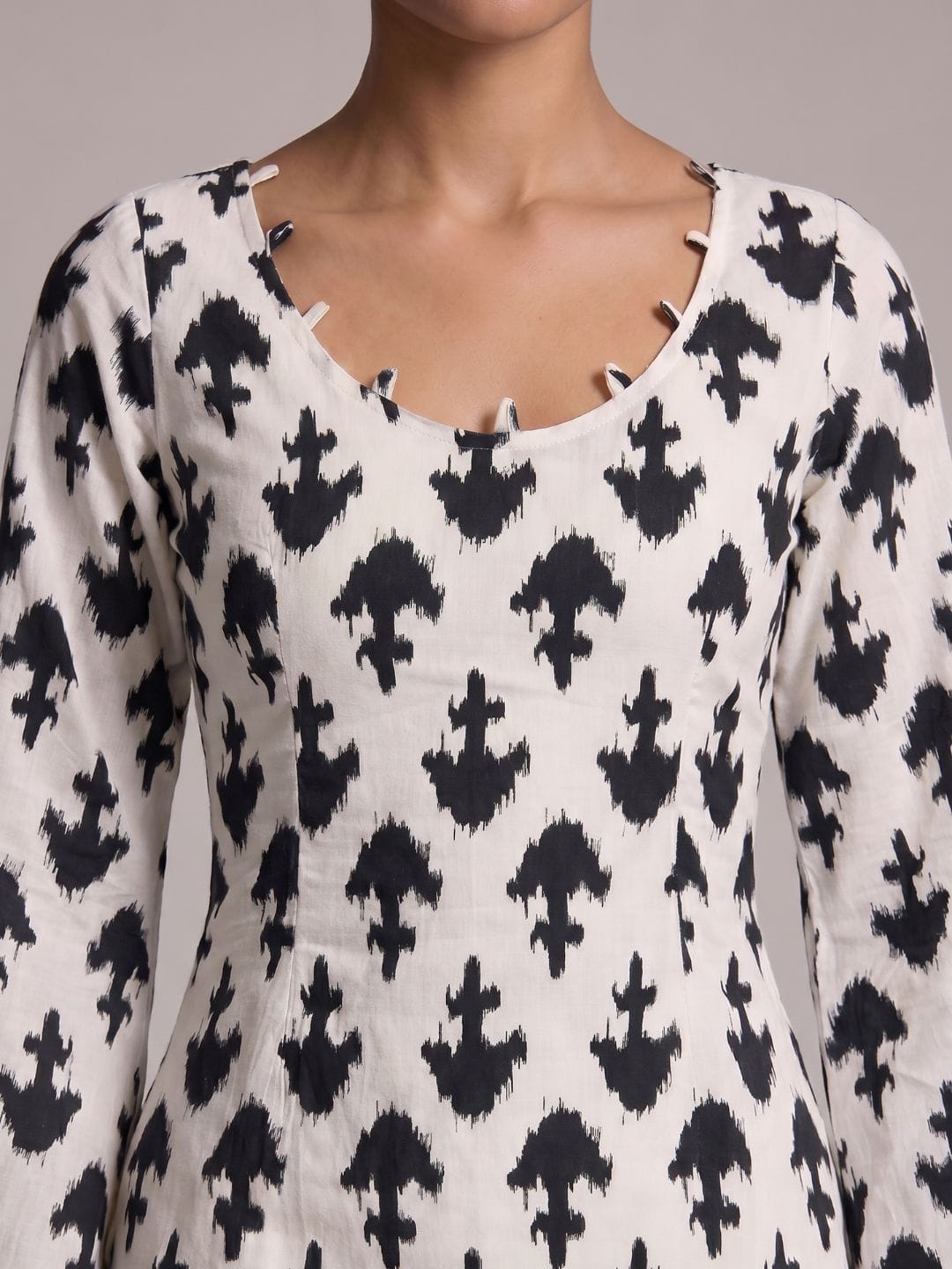 Amani Bell Sleeves Kurti