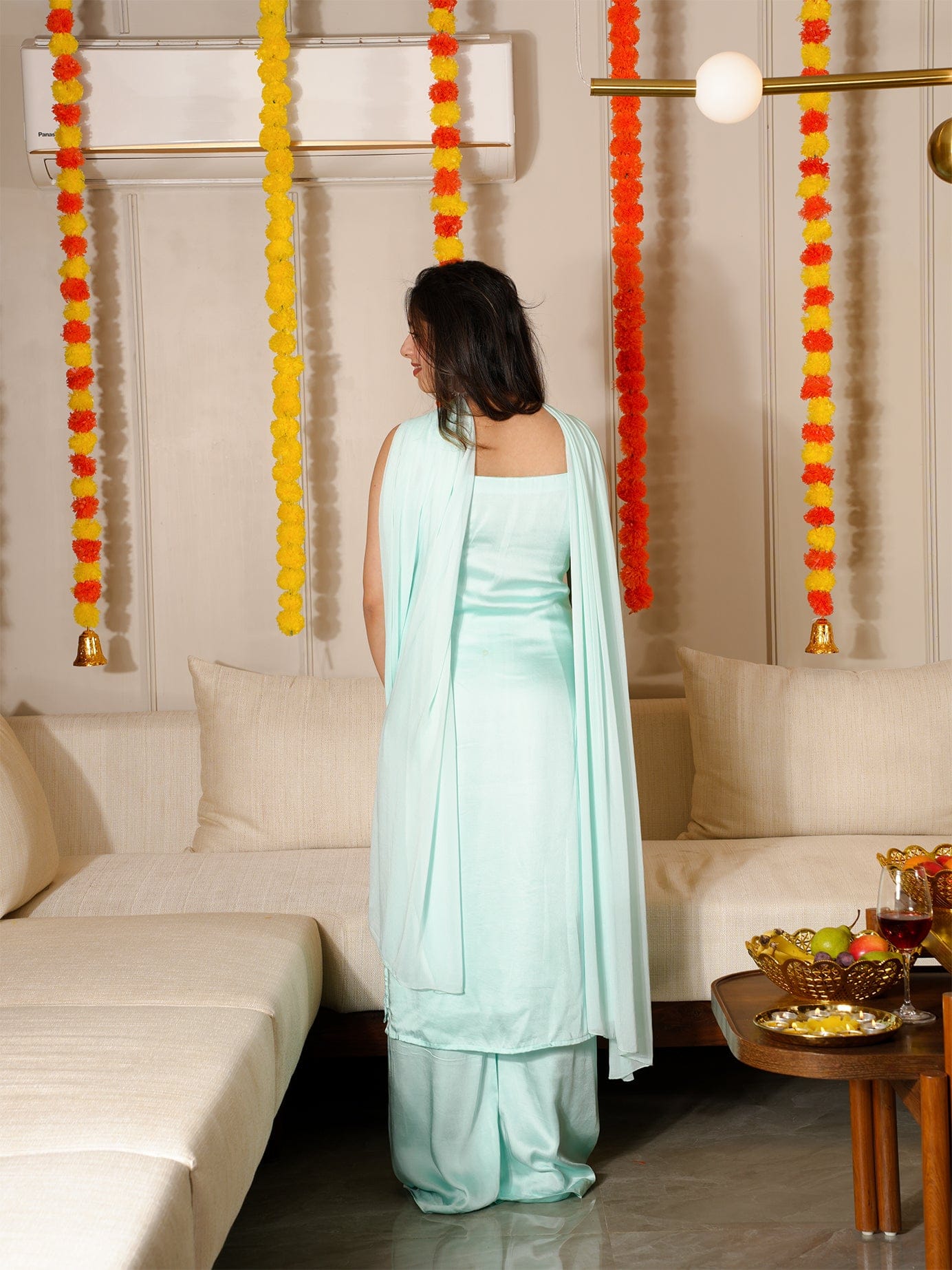 Eva Squareneck Kurti Set