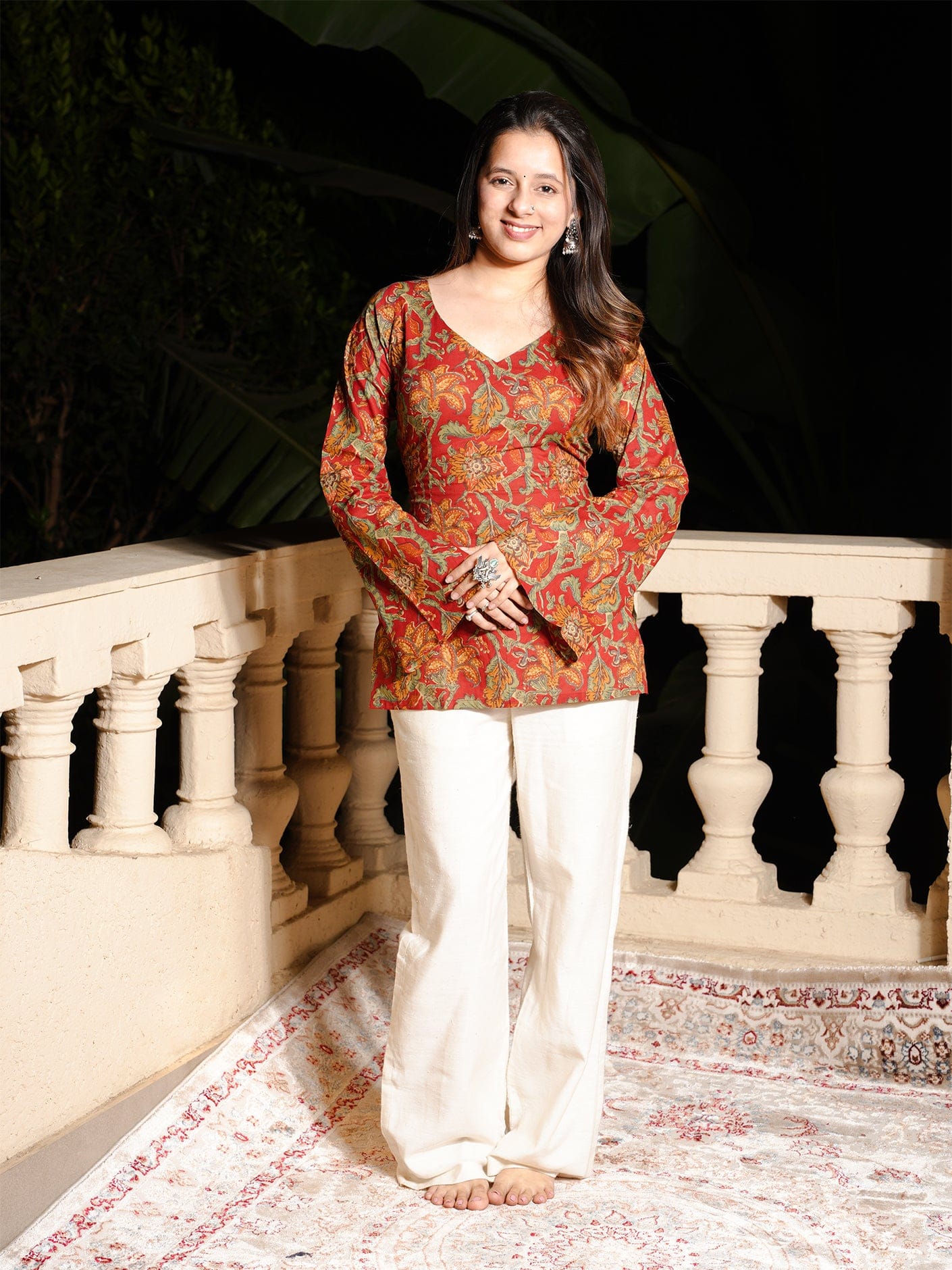 Kareen Backless Sleeved Corset Kurti