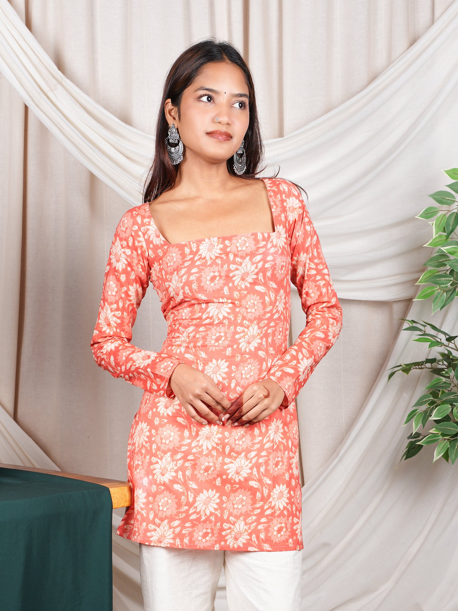 Ruhi Sleeved Corset Kurti