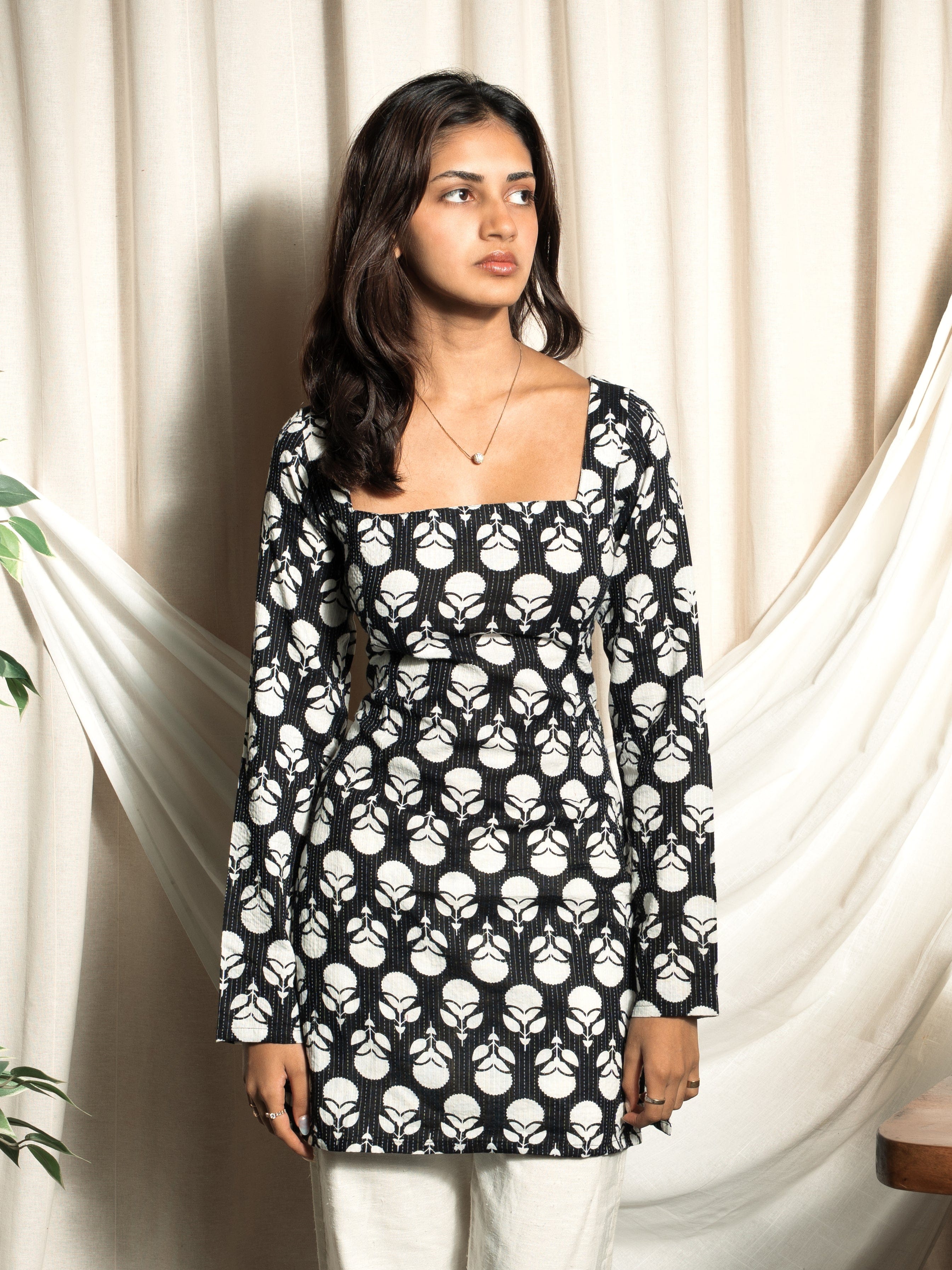 Janvi Full Sleeve Kurti