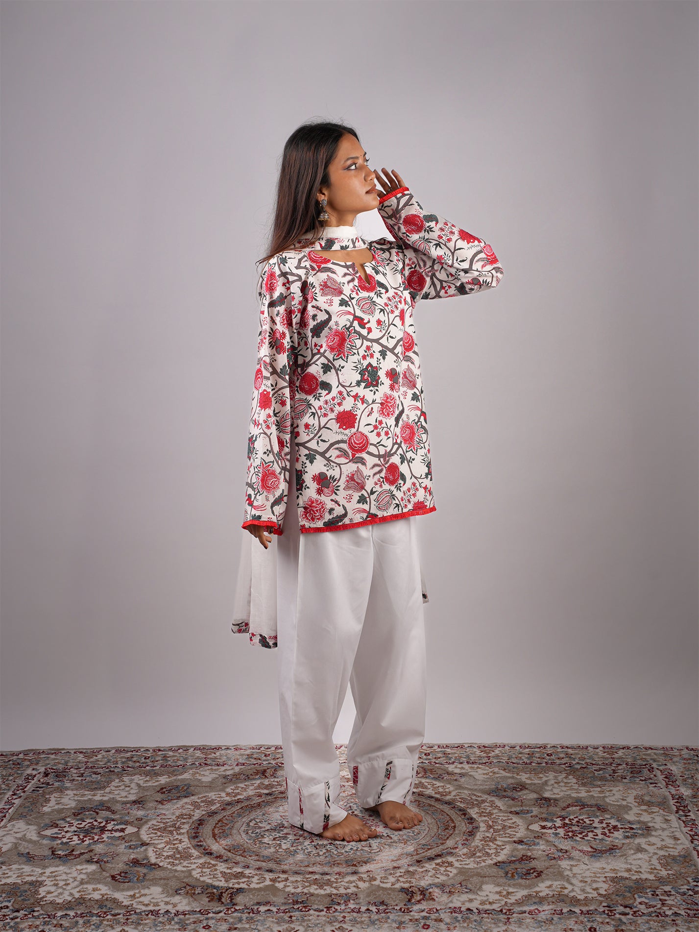 Parishad Farsi Kurti Pant Dupatta Set
