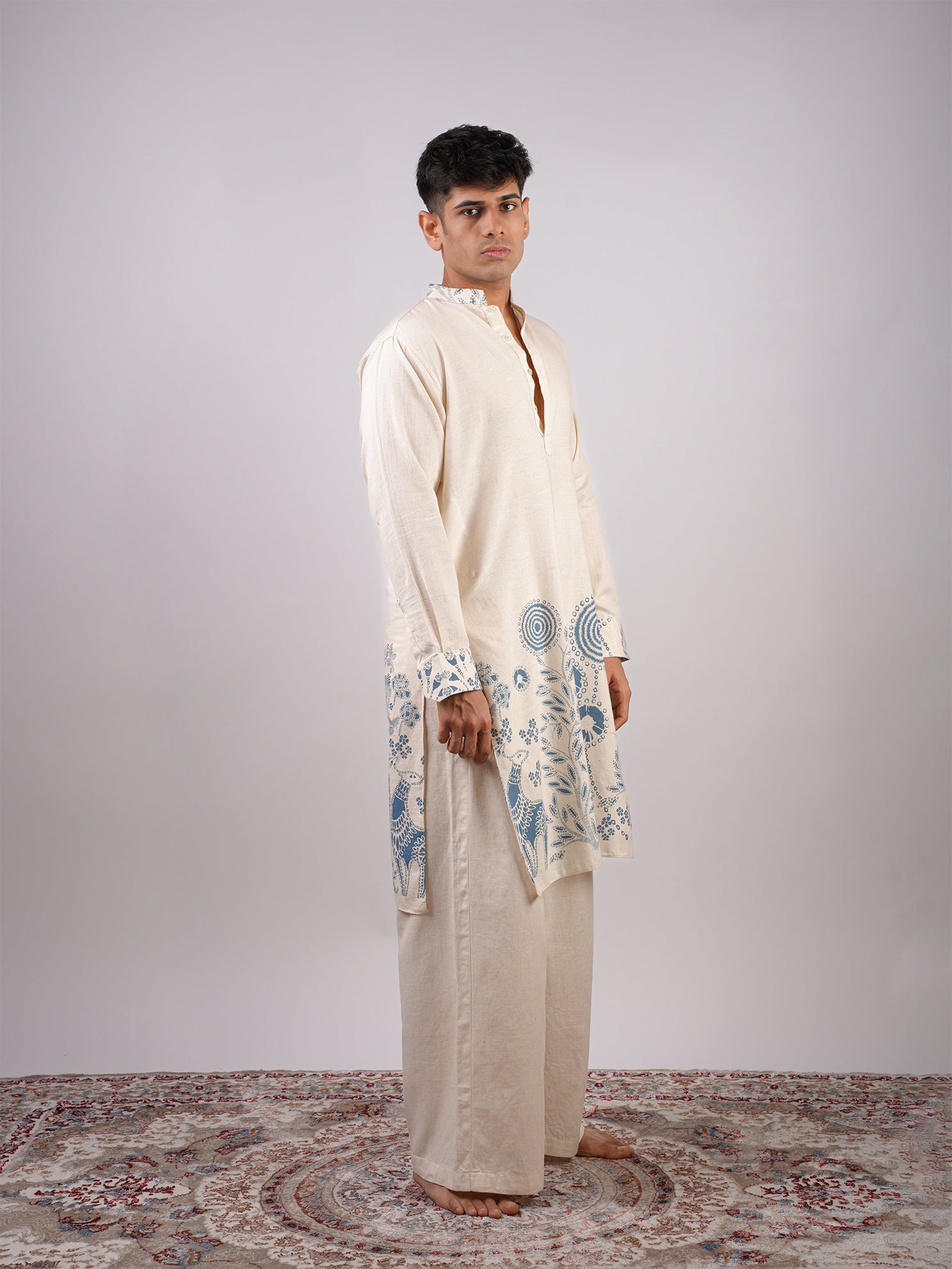 Sur Inverted Sleeves Long Kurta
