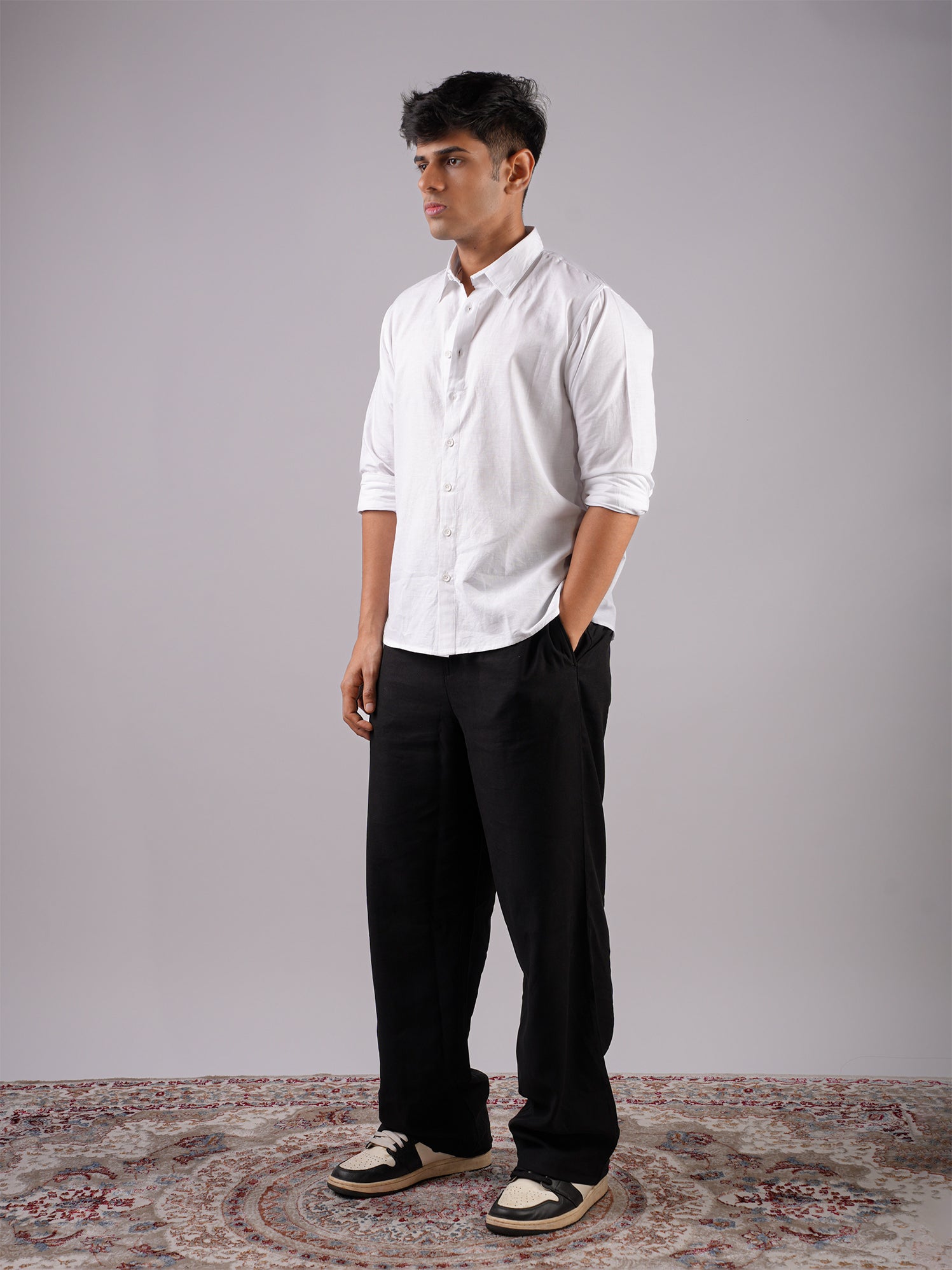 Dev White Linen Fitted Shirt