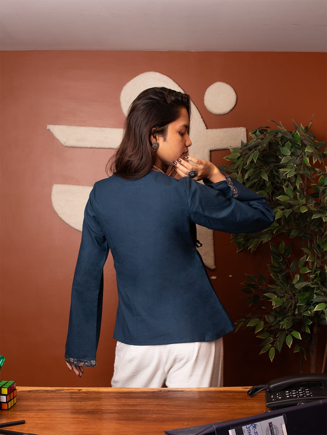 Soha Tie Up Top