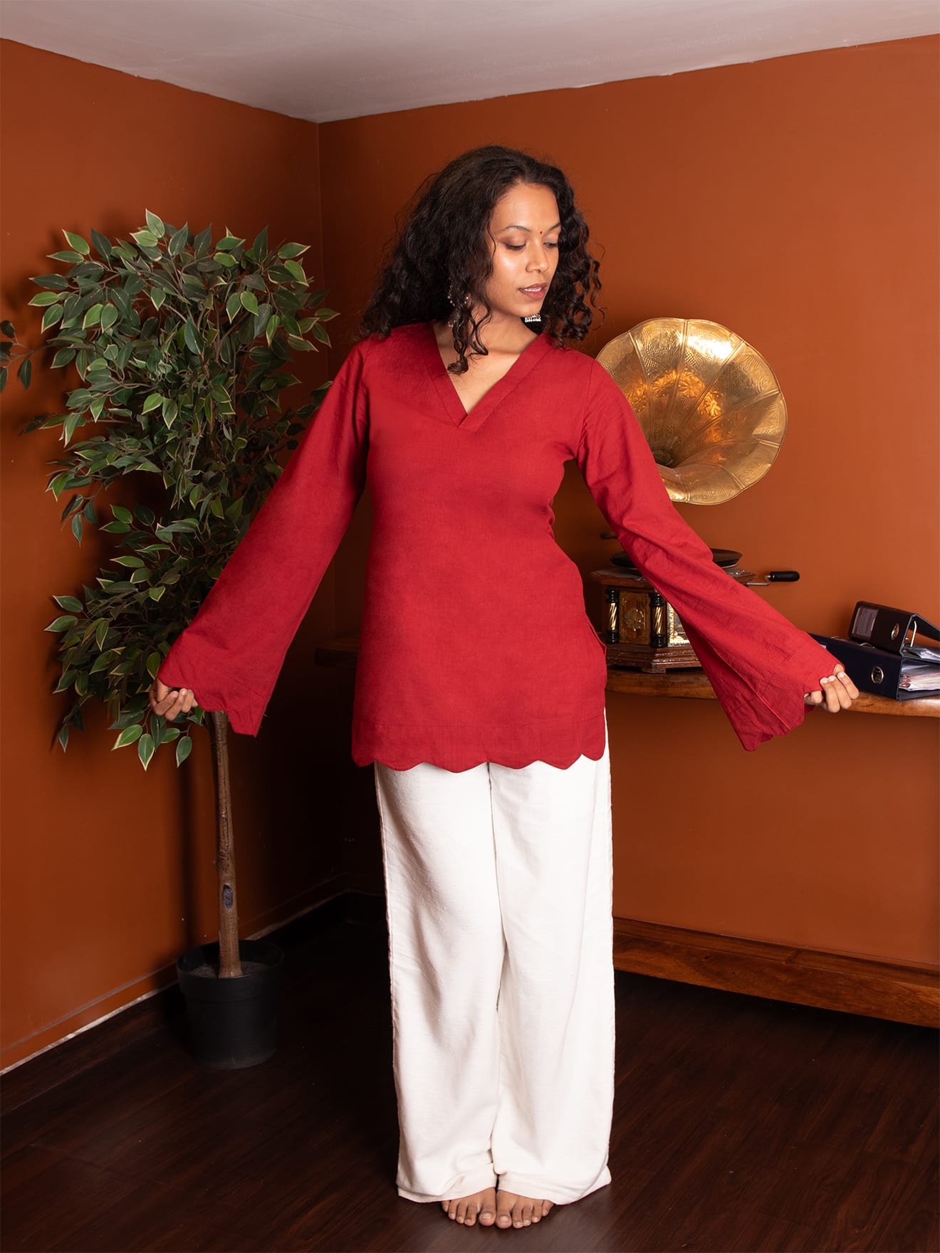 Roshan Farsi Kurti