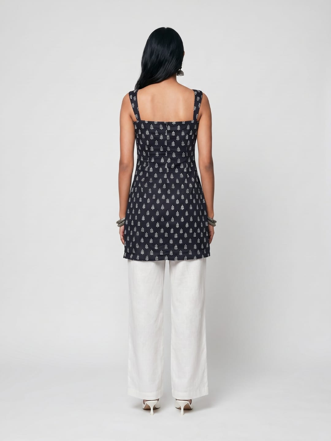 Nitara Wide Shoulder Strap Kurti