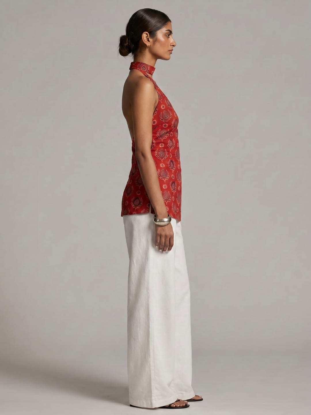 Ambar Keyhole Halterneck Kurti