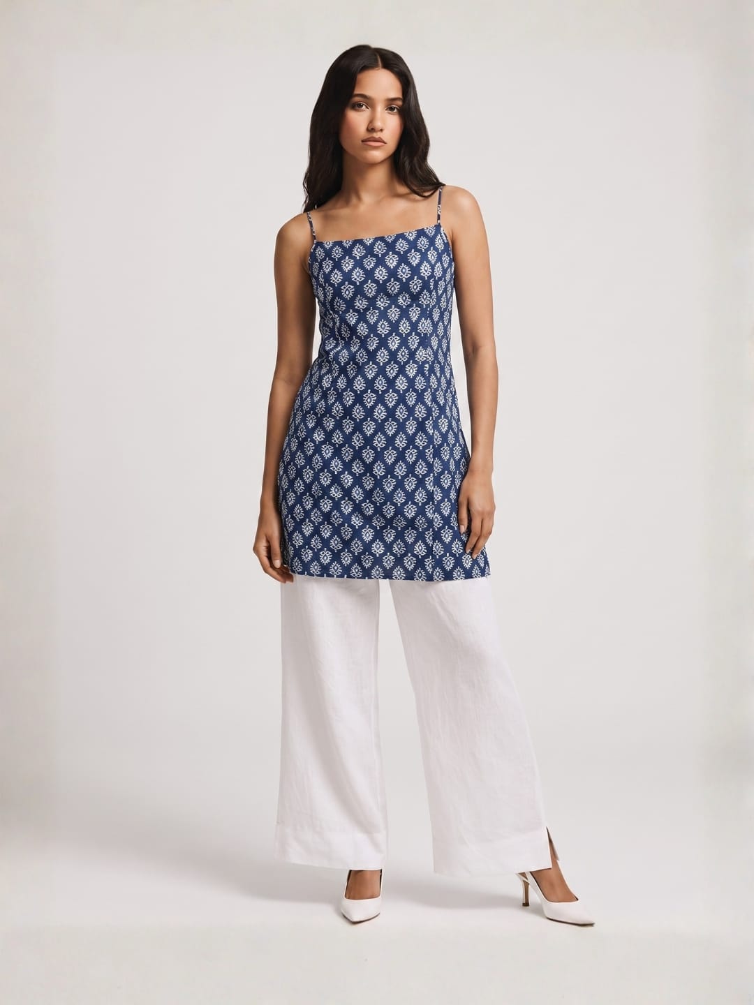 Nihaala noodle strap corset kurti.