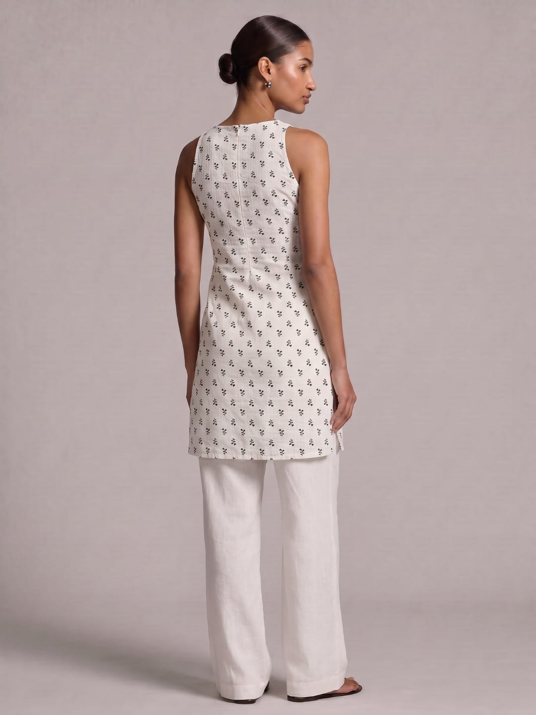 Aasma Round Neck Kurti