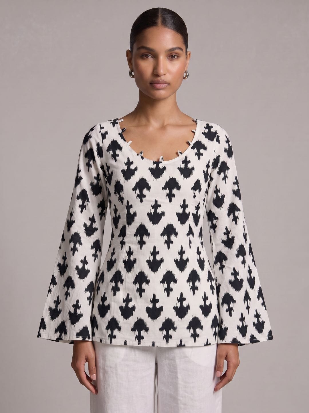 Amani Bell Sleeves Kurti