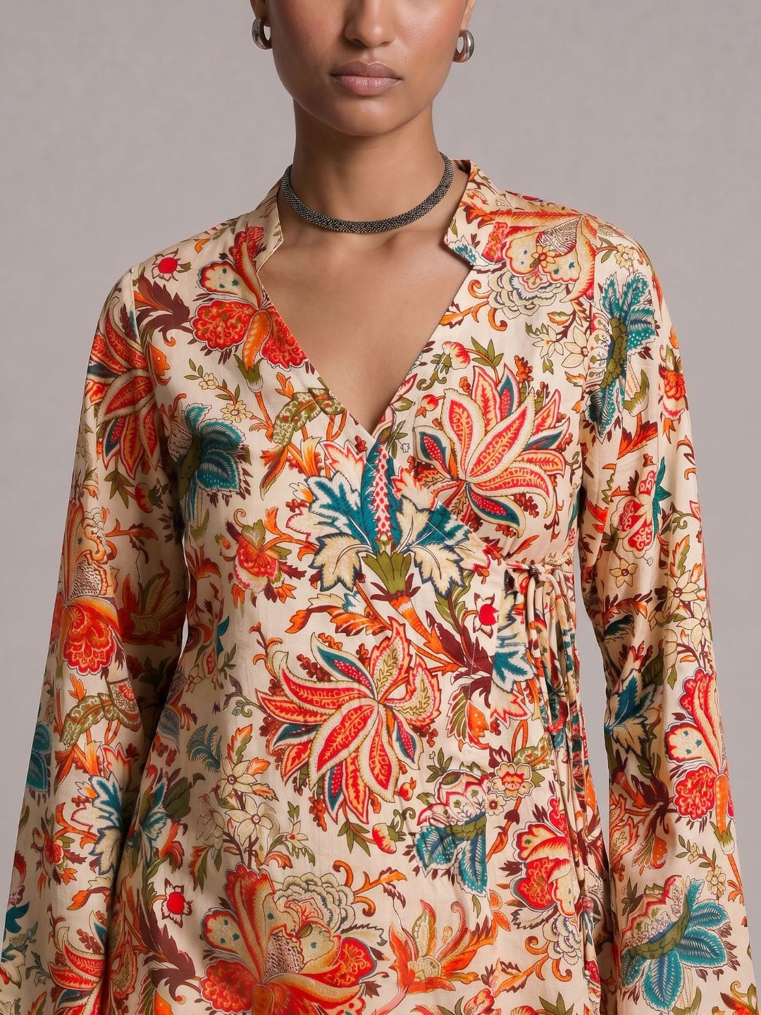Vana Criss Cross Kurti