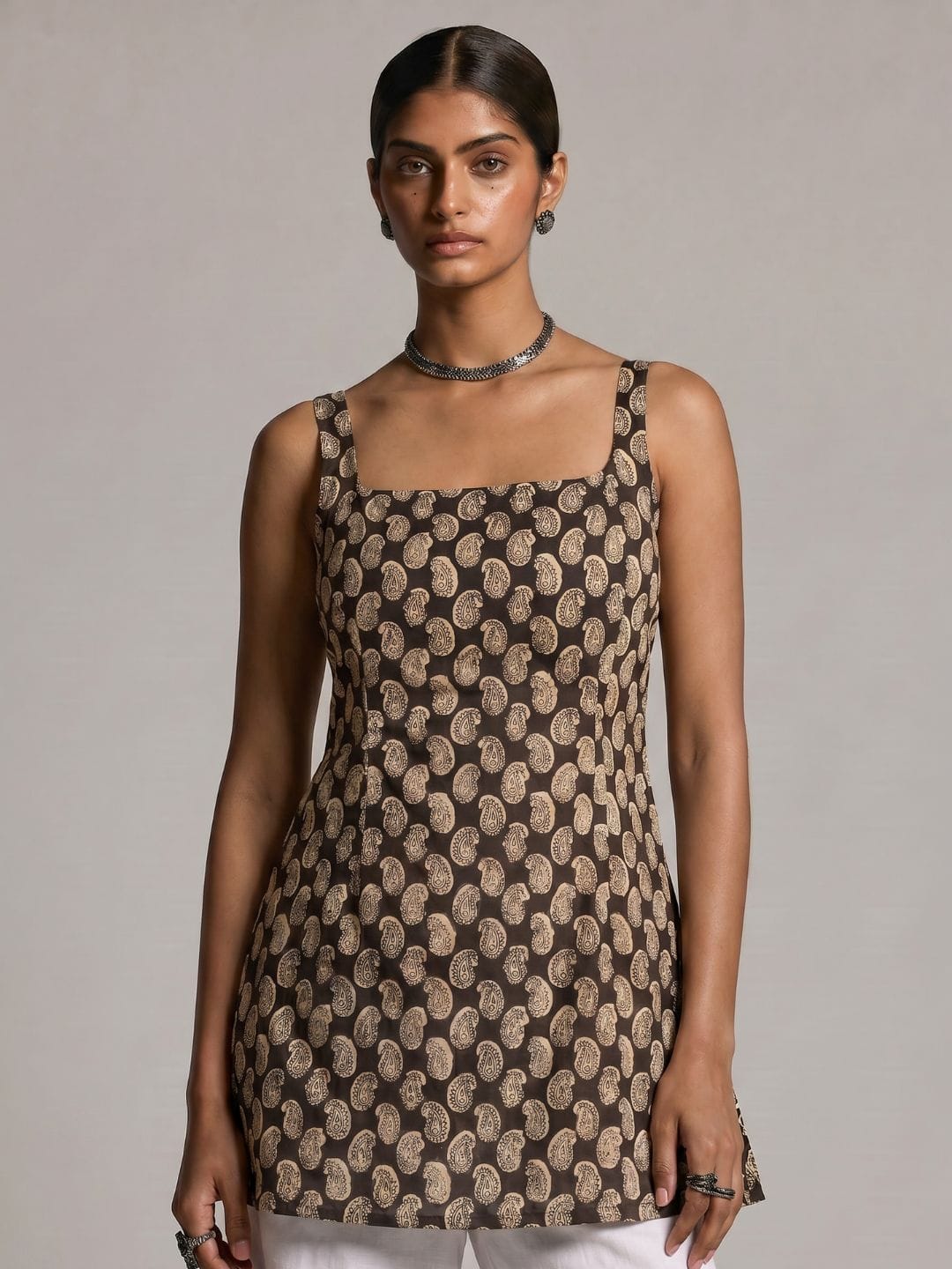 Koyal Deep Back Kurti