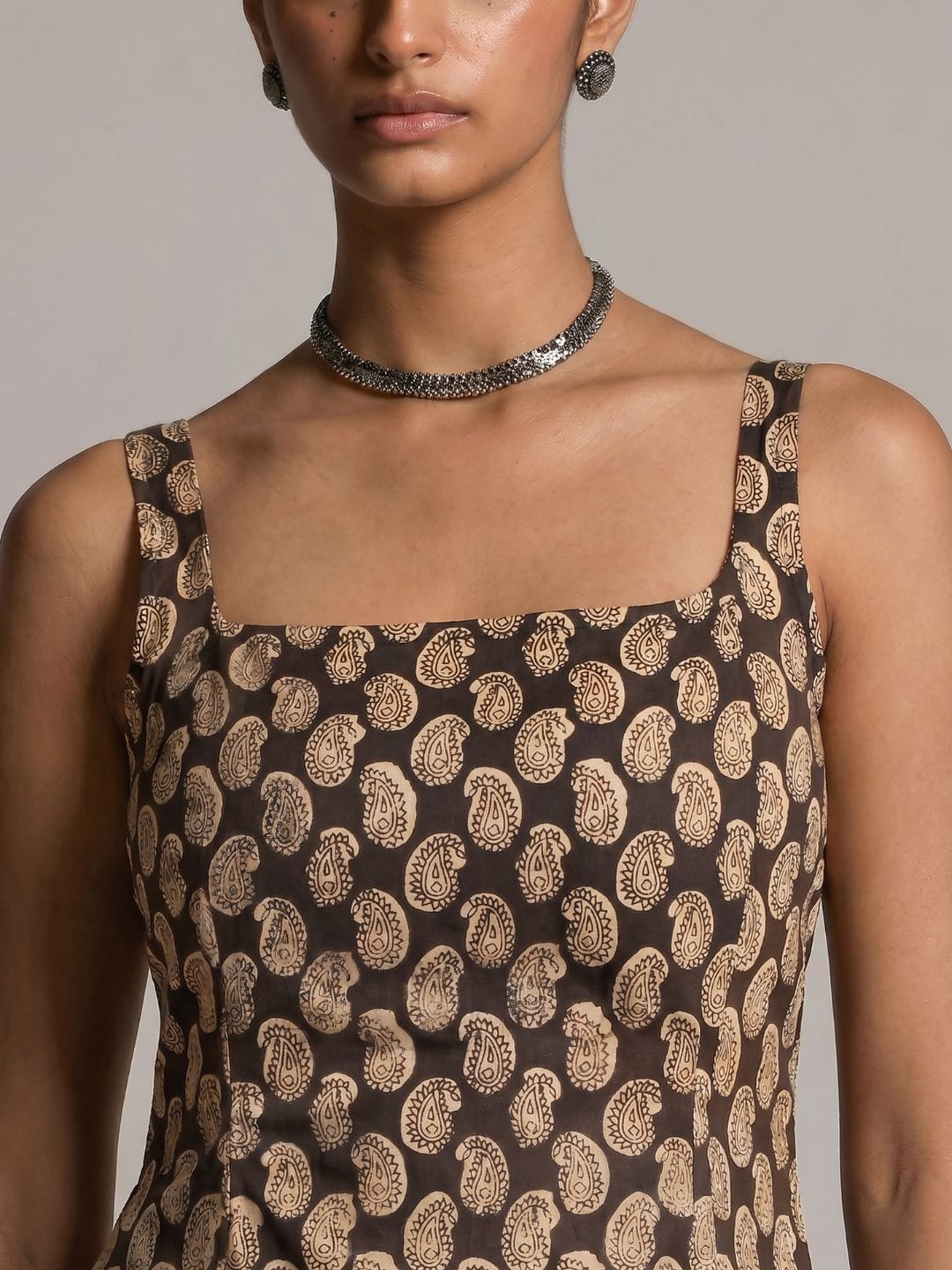 Koyal Deep Back Kurti