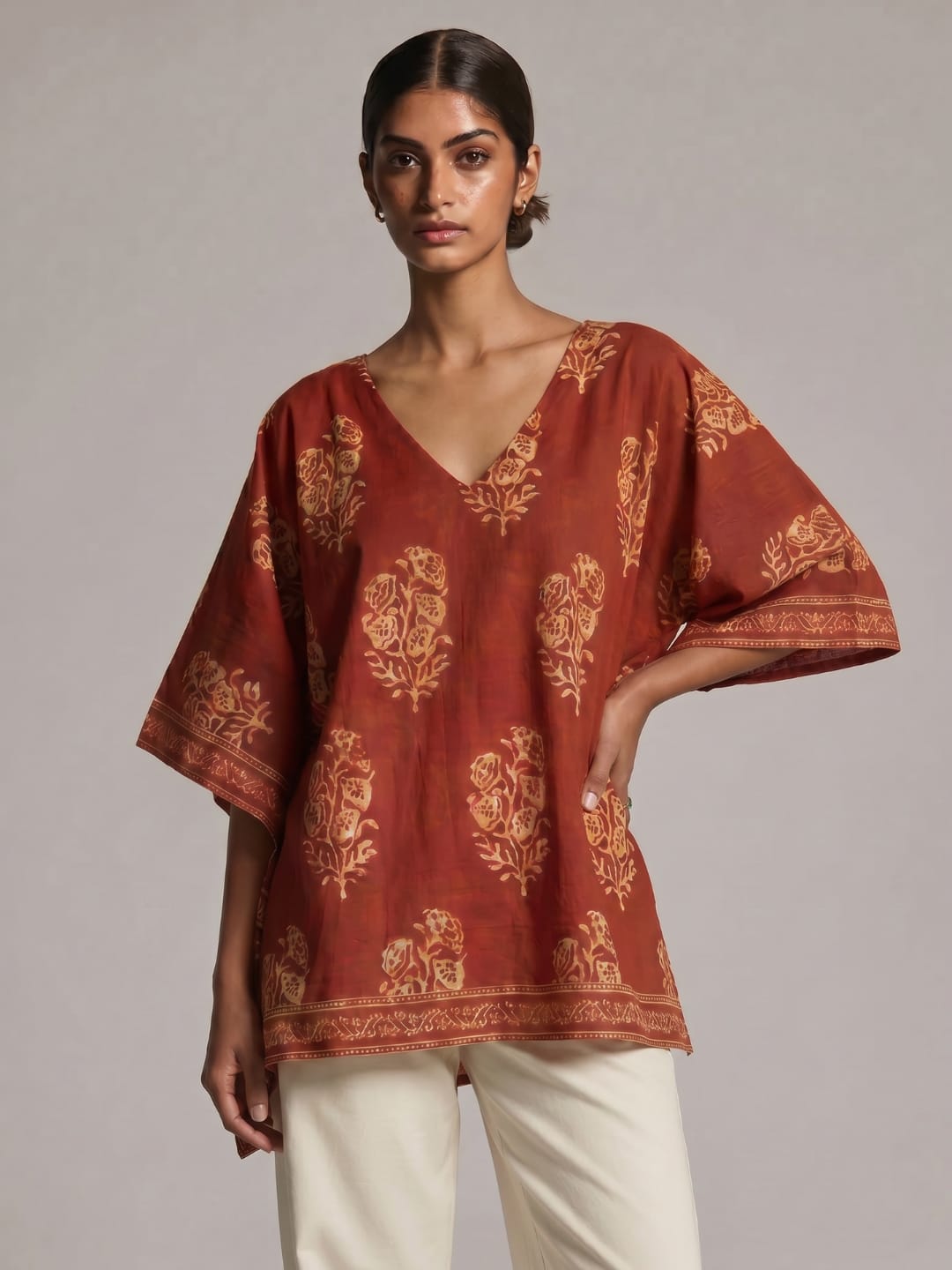 Roshni Kaftan Kurti