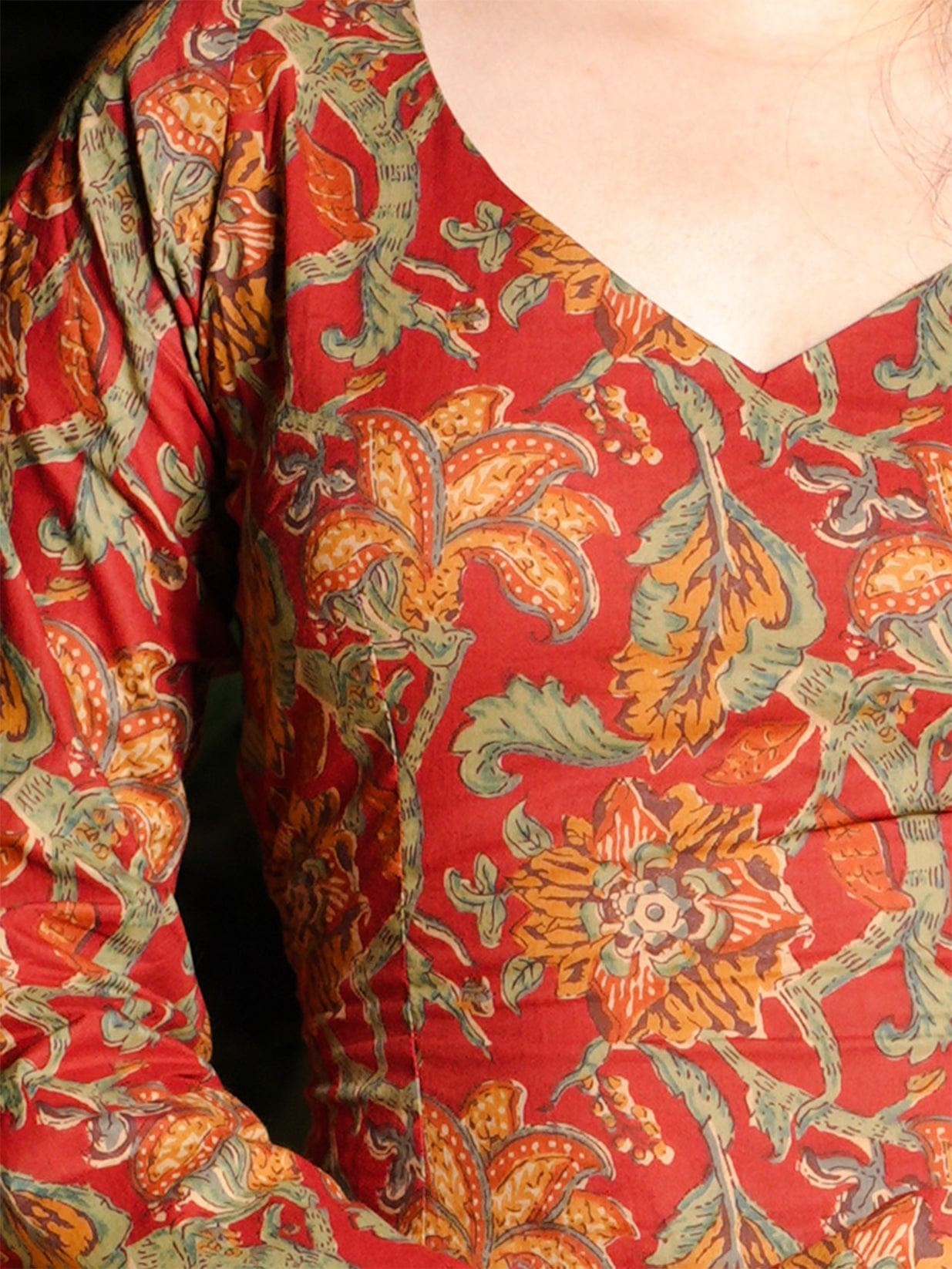 Kareen Backless Sleeved Corset Kurti