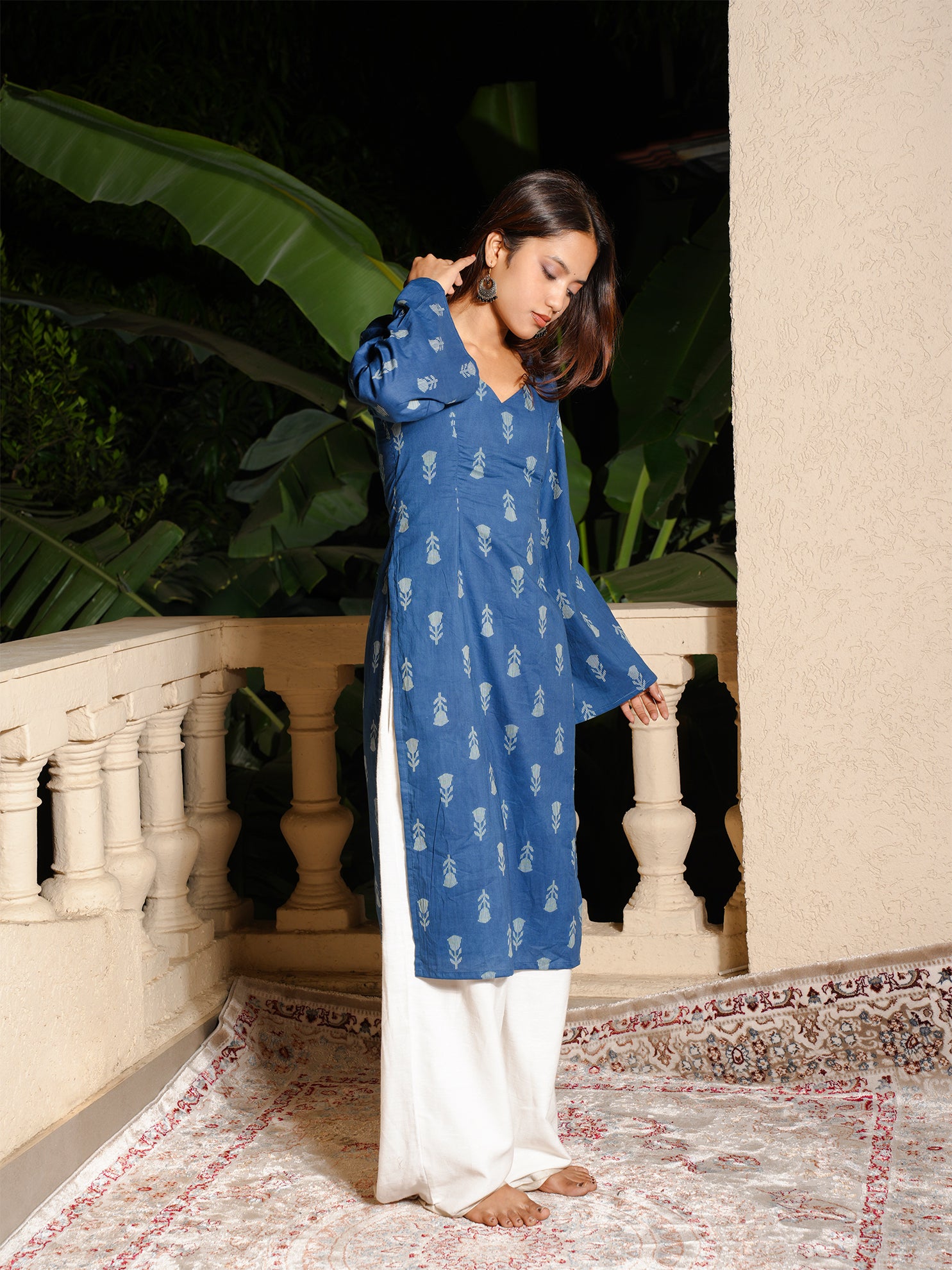Meghna Bell Sleeved Long Kurti