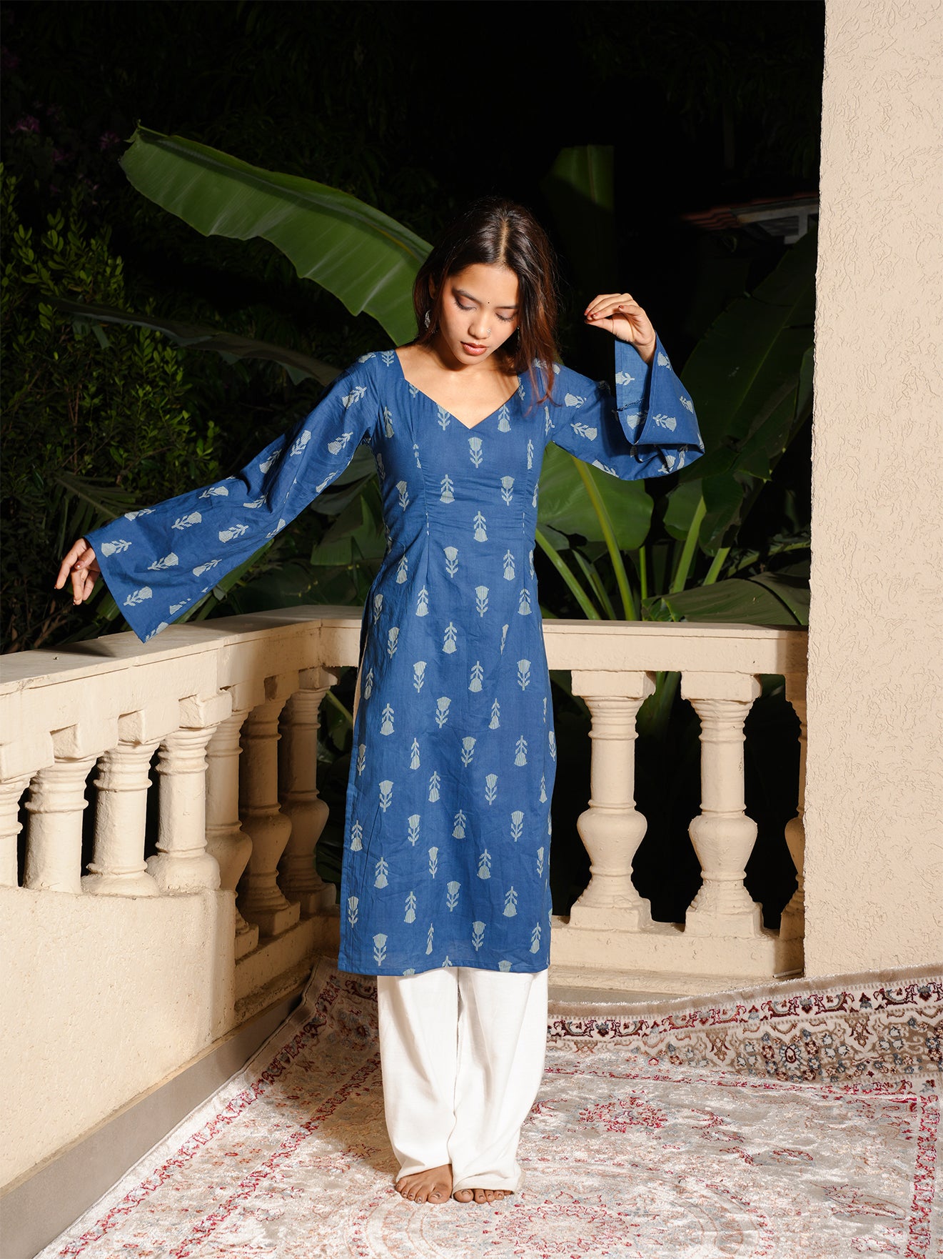 Meghna Bell Sleeved Long Kurti