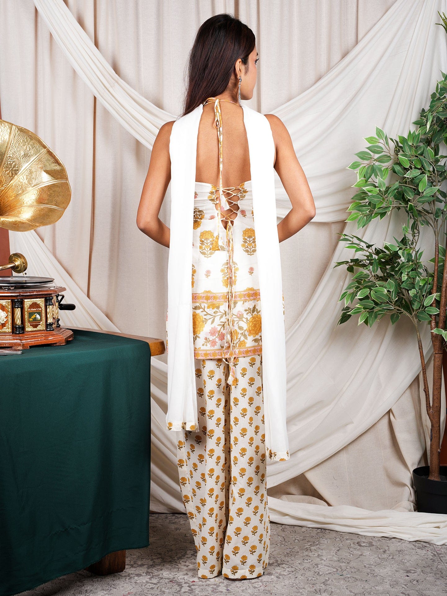 Jamna halterneck Corset Kurti Pant dupatta Set