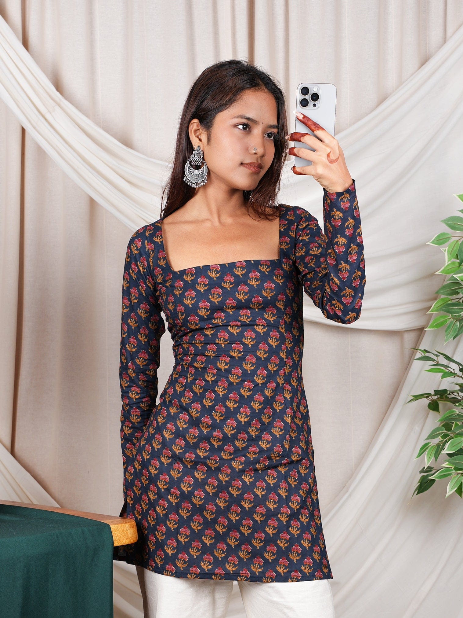 Amara Sleeved Corset Kurti