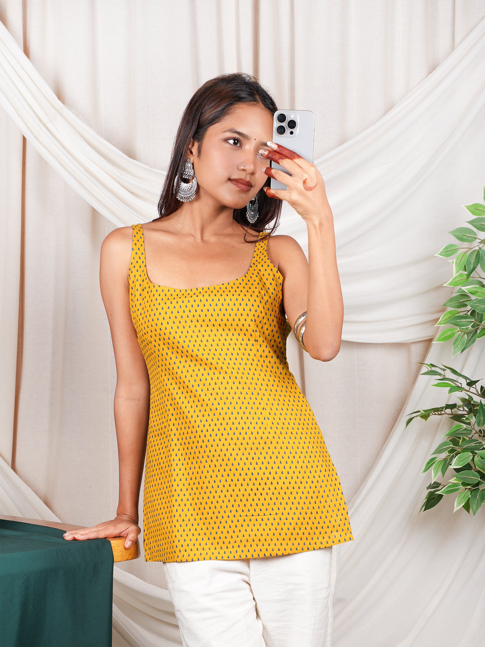 Vani Deep Back short Kurti