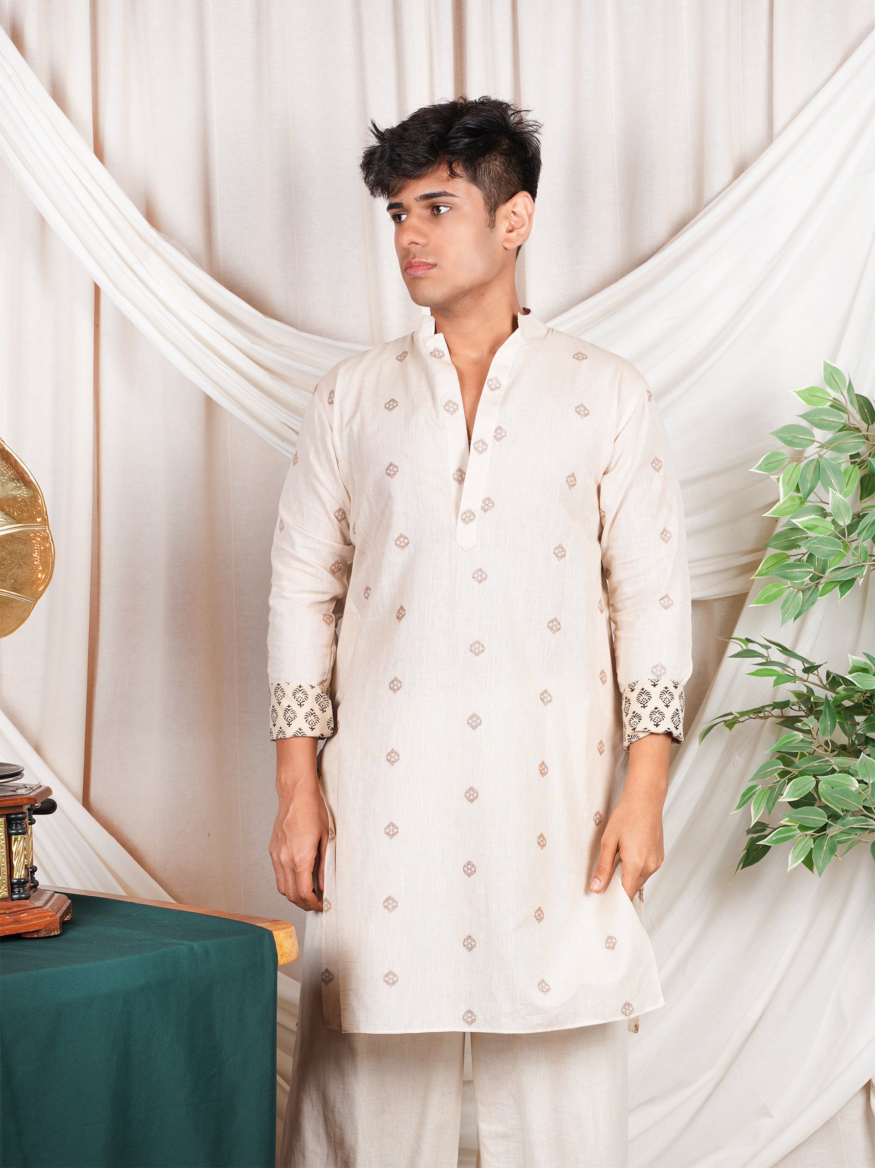 Nek Inverted Sleeves Long Kurta