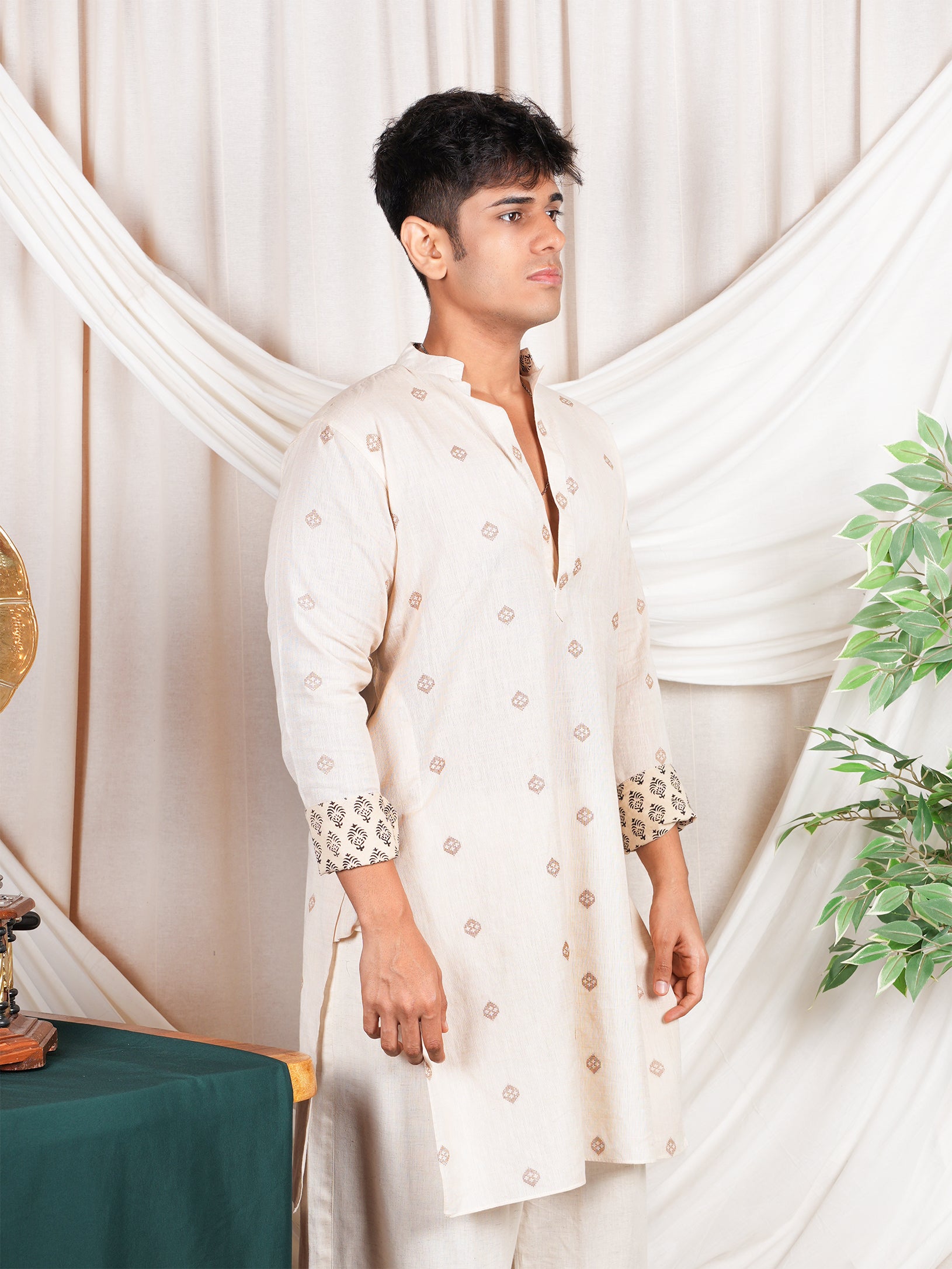 Nek Inverted Sleeves Long Kurta
