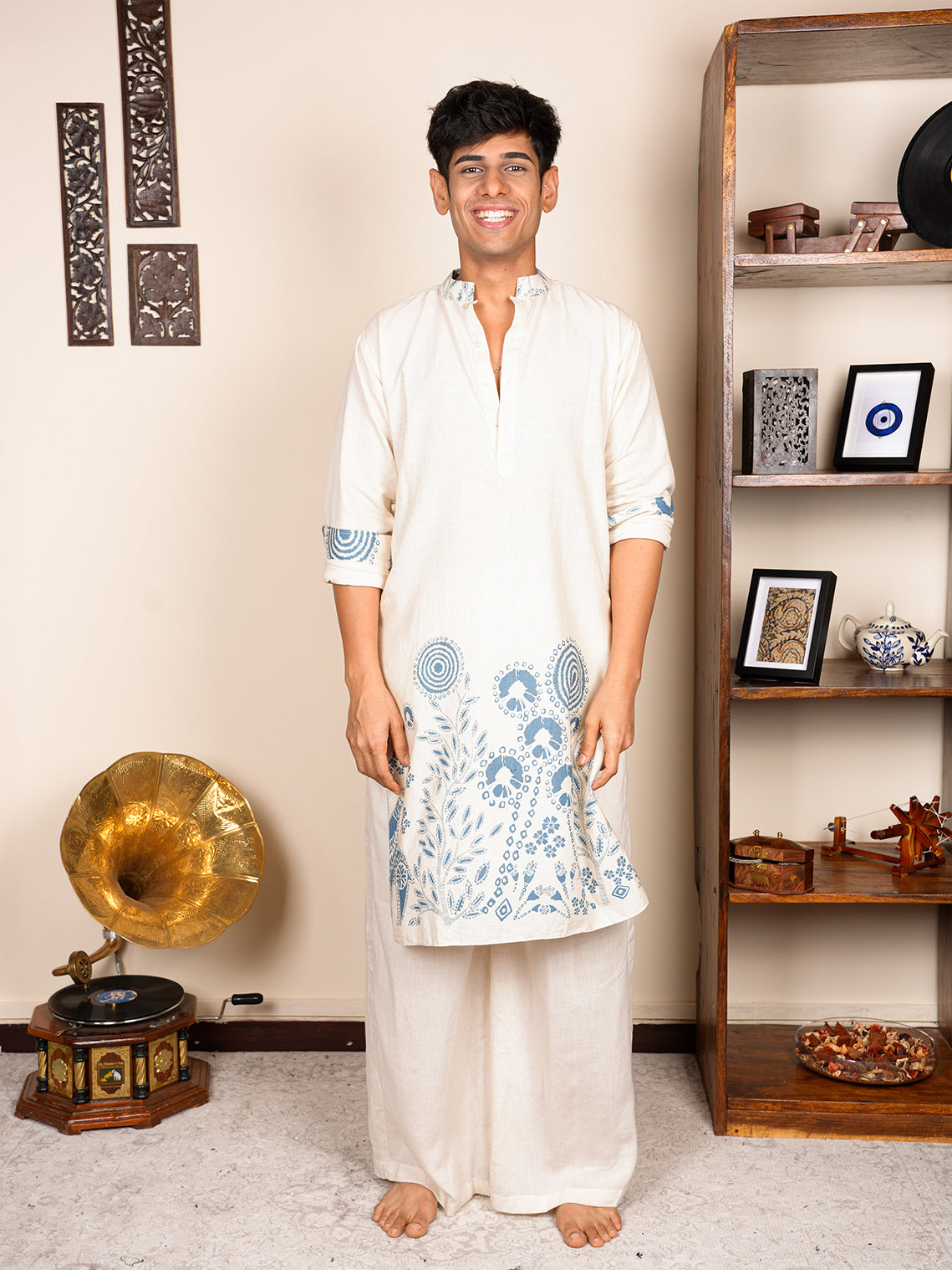 Sur Inverted Sleeves Long Kurta