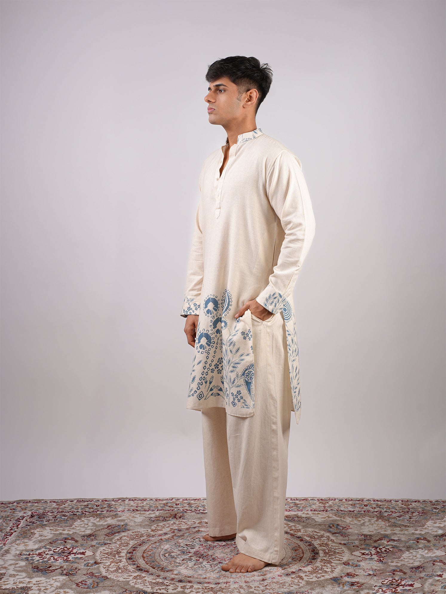 Sur Inverted Sleeves Long Kurta