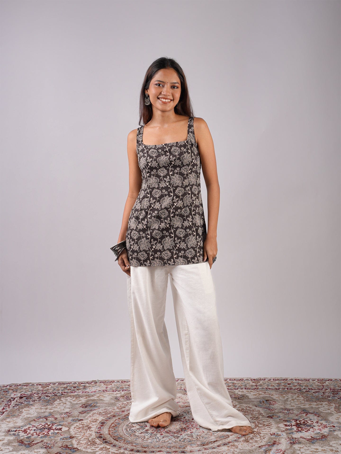 Tanvi Deep Back Kurti