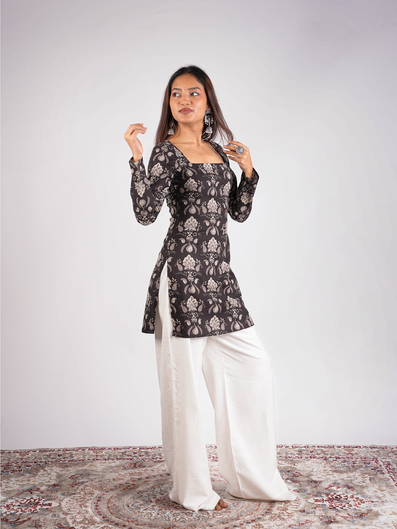 Kajal Sleeved Corset Kurti