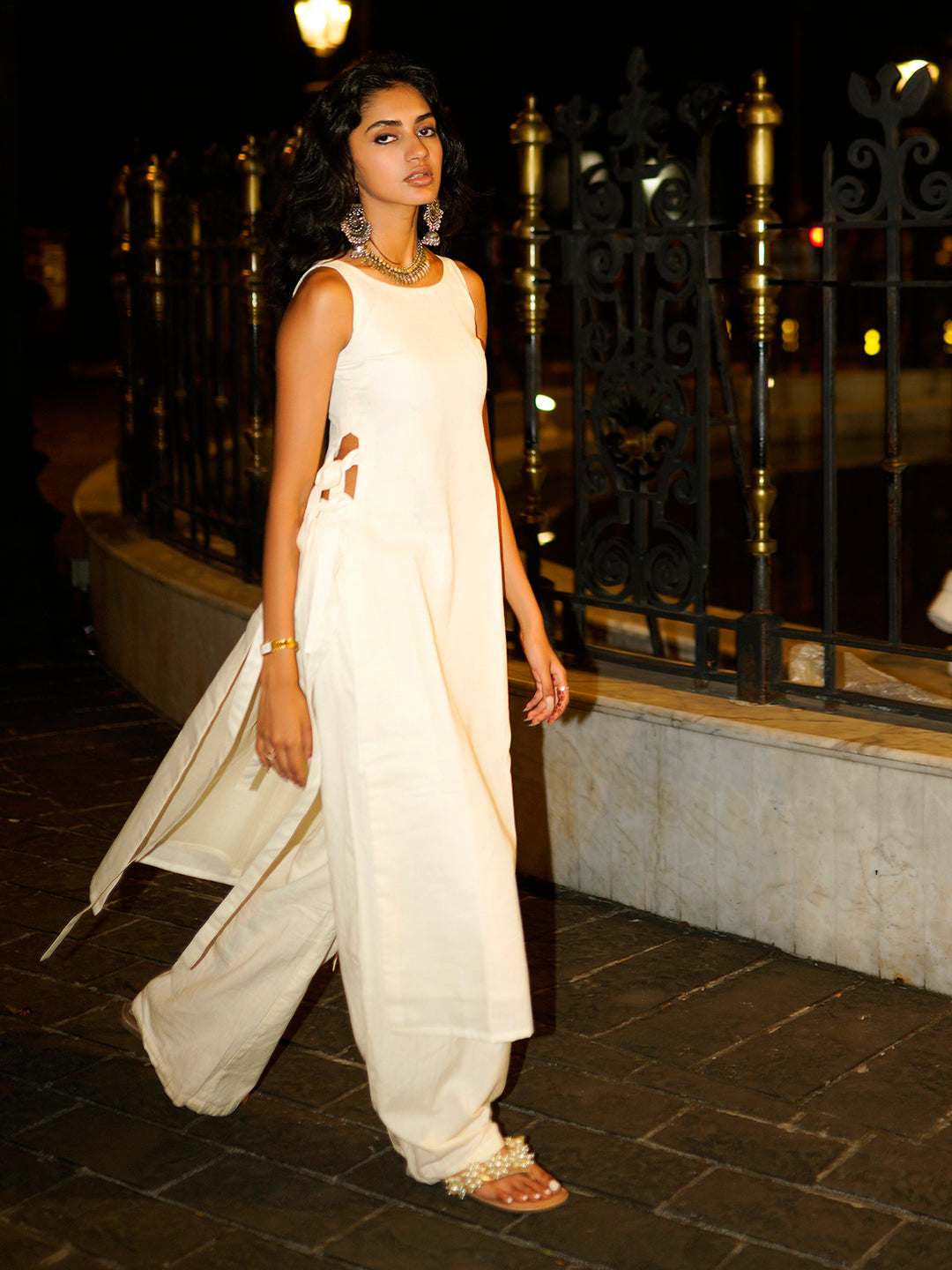 Chandrayee Cape Kurti