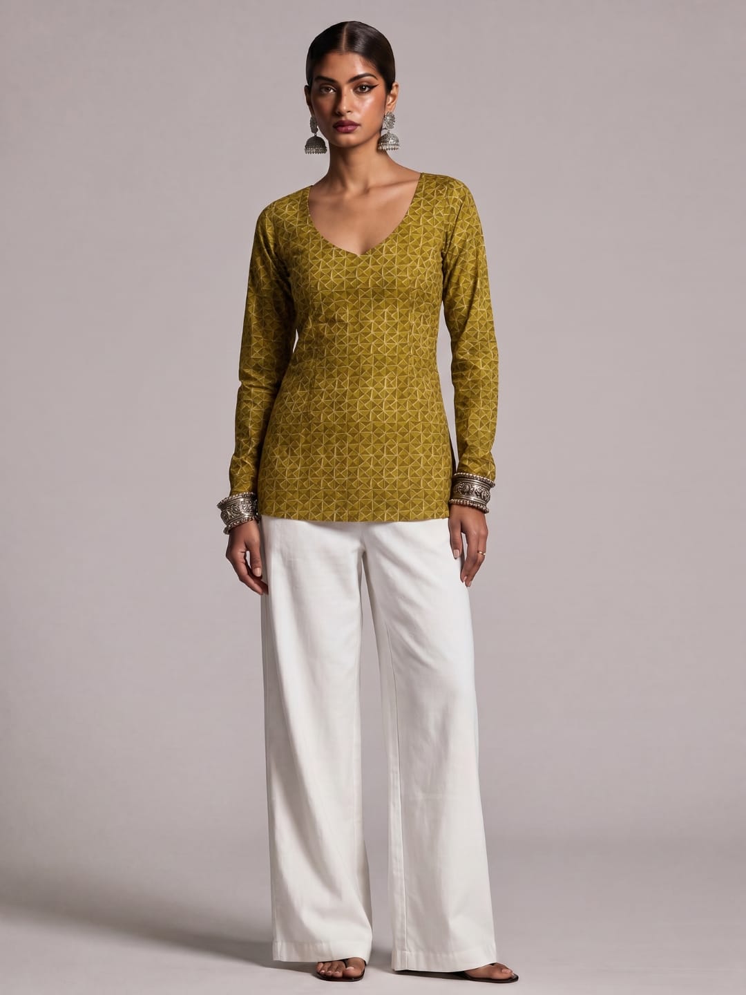 Alaya Sleeved Kurti