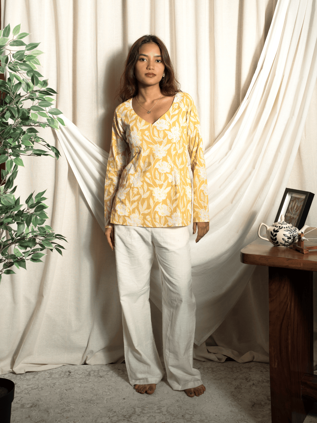 Nafeesa Full Sleeved Kurti
