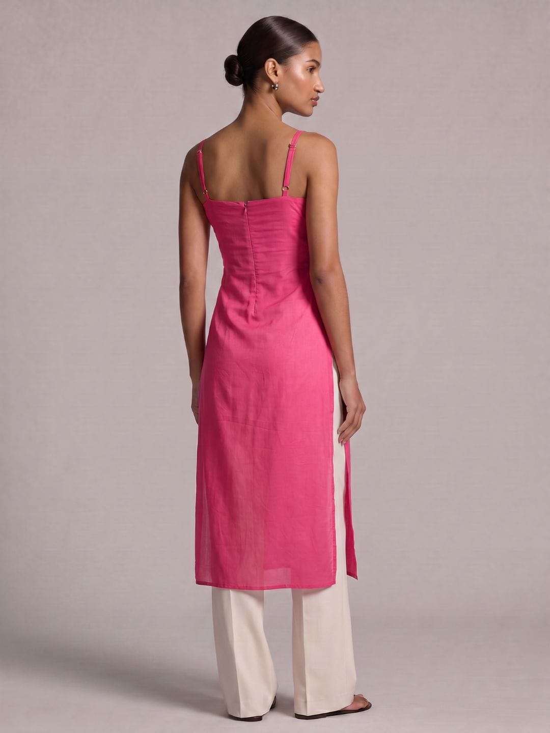 Adya Sheer Mul Kurti
