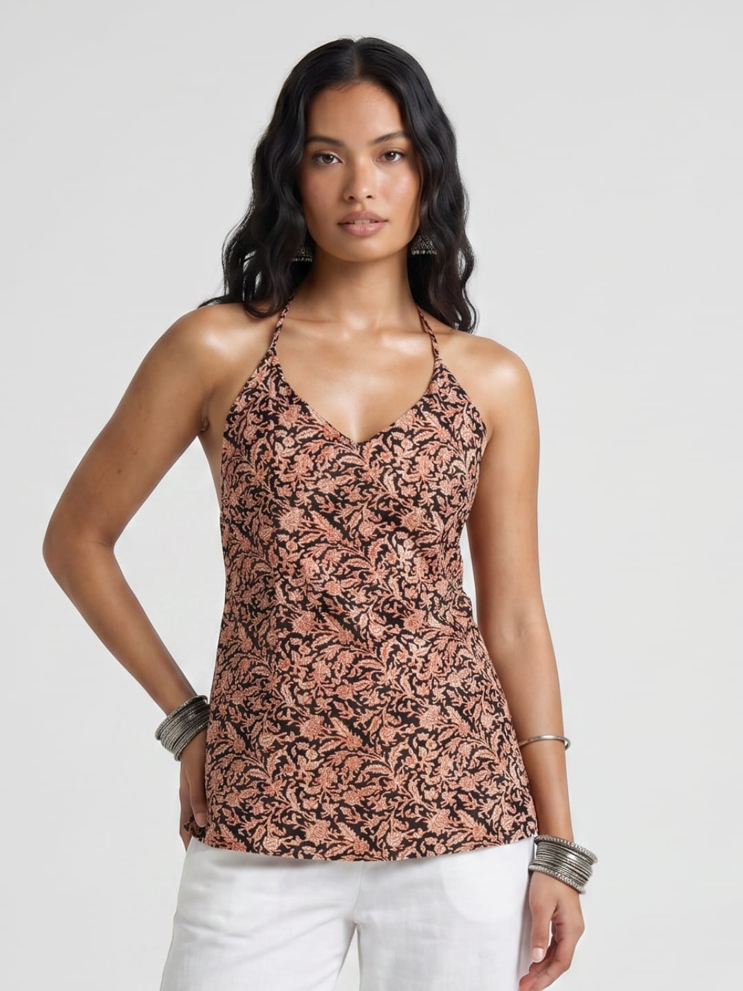 Nazm Halterneck Kurti